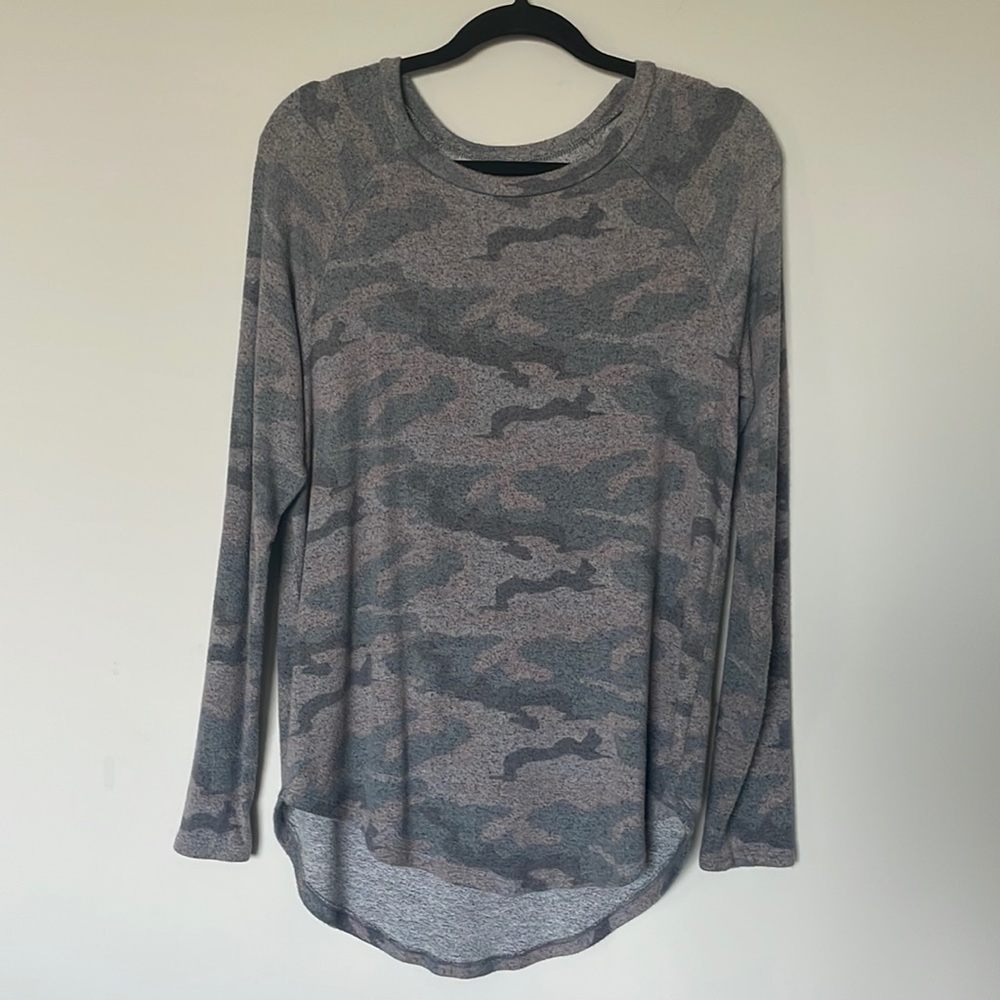 AE Soft & Sexy Plush Crew Neck Sweater, Size S